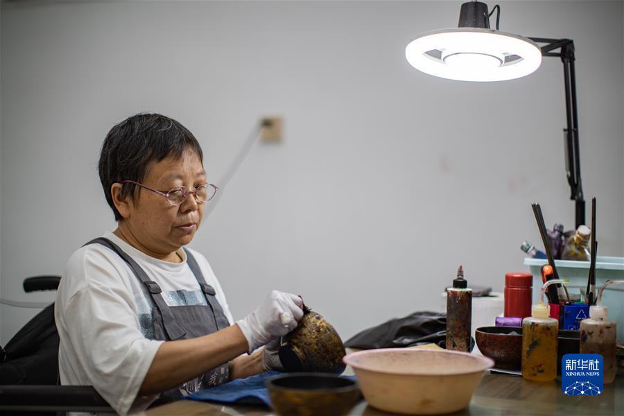 拉菲平台登录1